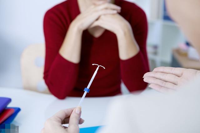 女性经常用避孕凝胶的危害有哪些,女性放药避孕对身体的危害