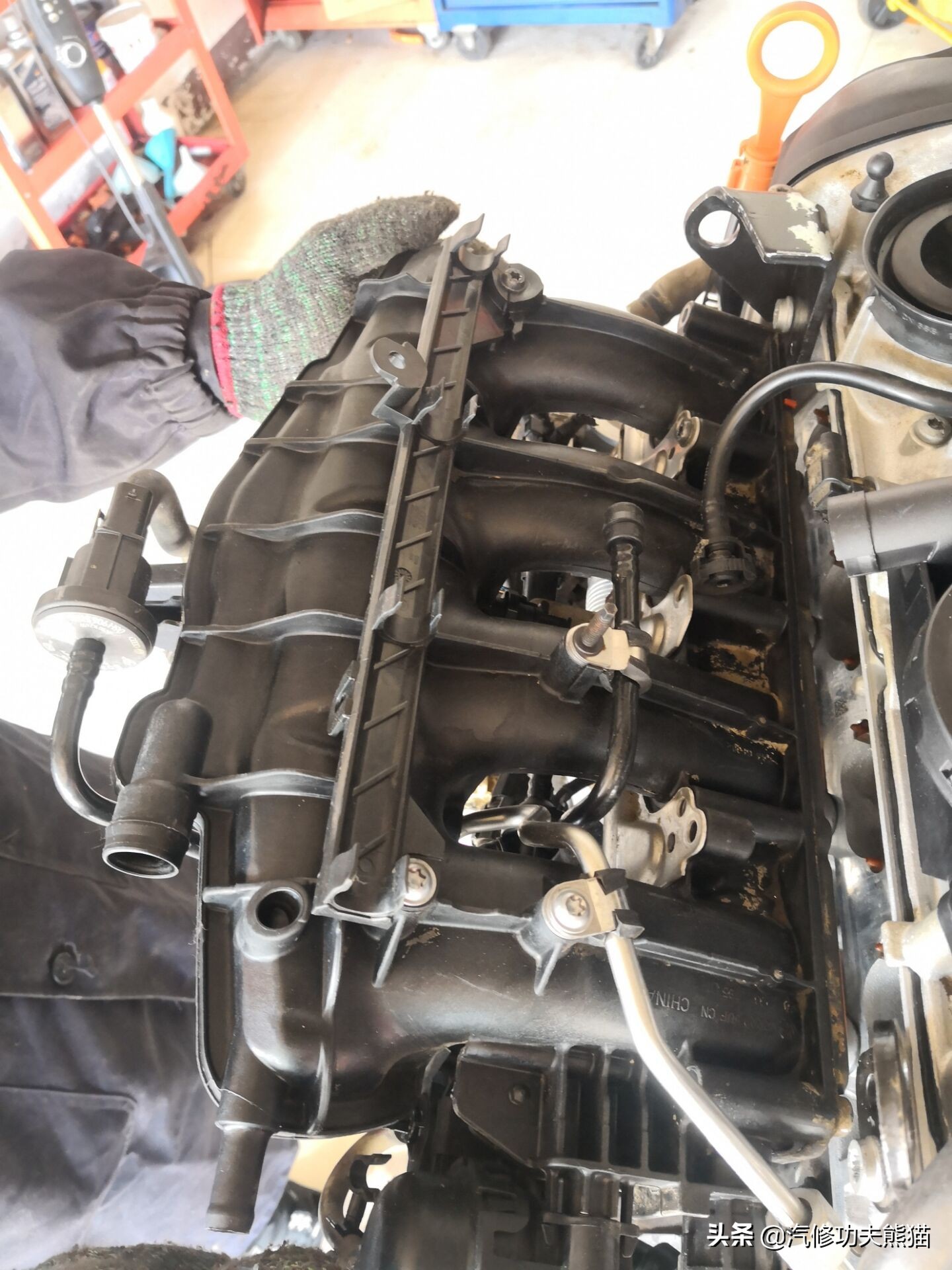 上海大众SUV销量王途观烧机油、漏机油被人乱修一通差点搞报废