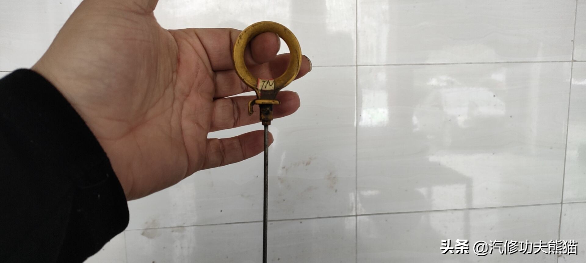 10年奥迪a6l2.0t烧机油维修,奥迪a6l2.0t烧机油吗