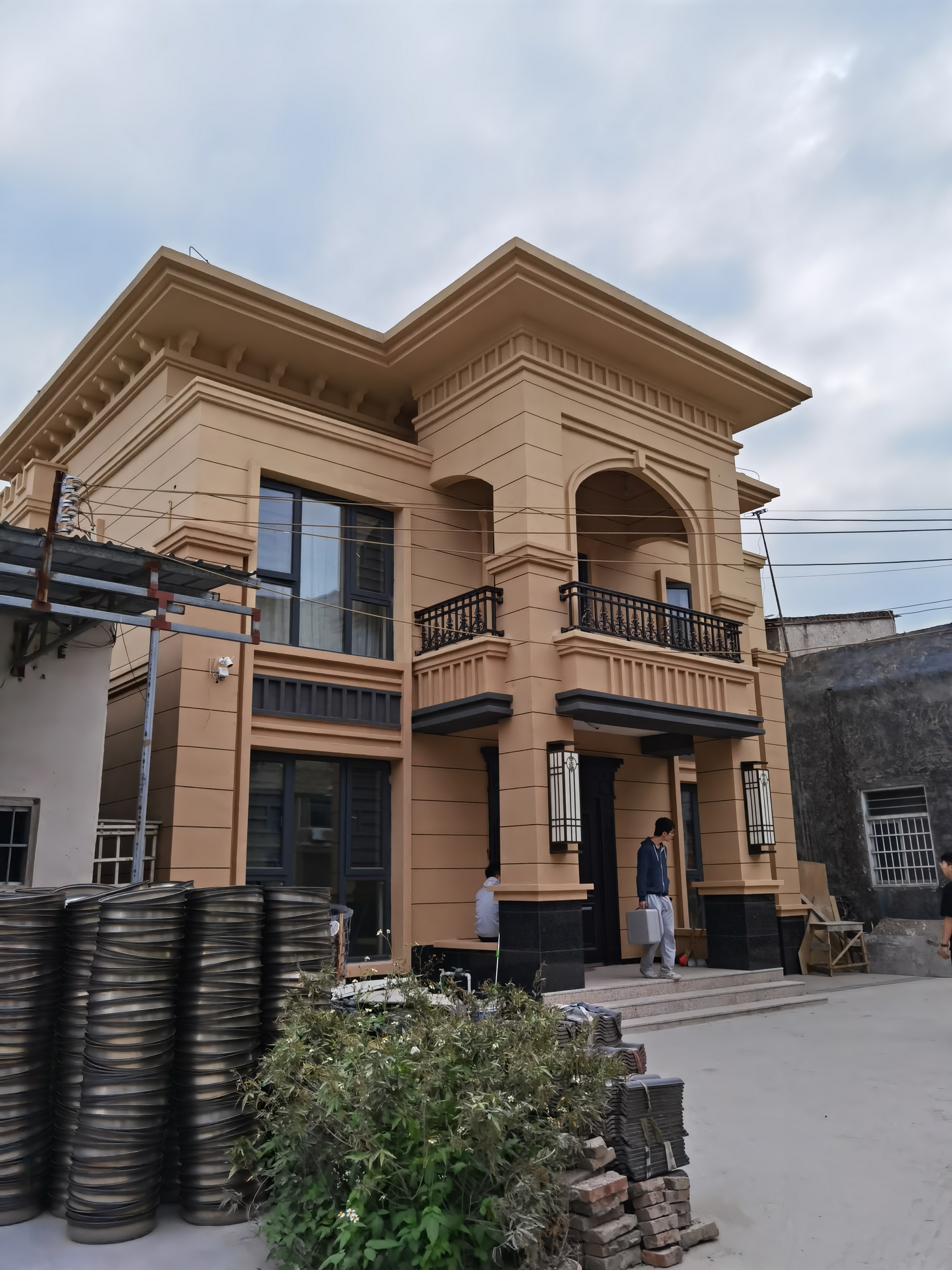 这栋和明信片一样美的乡村别墅样板间，会落在你家宅基地吗？