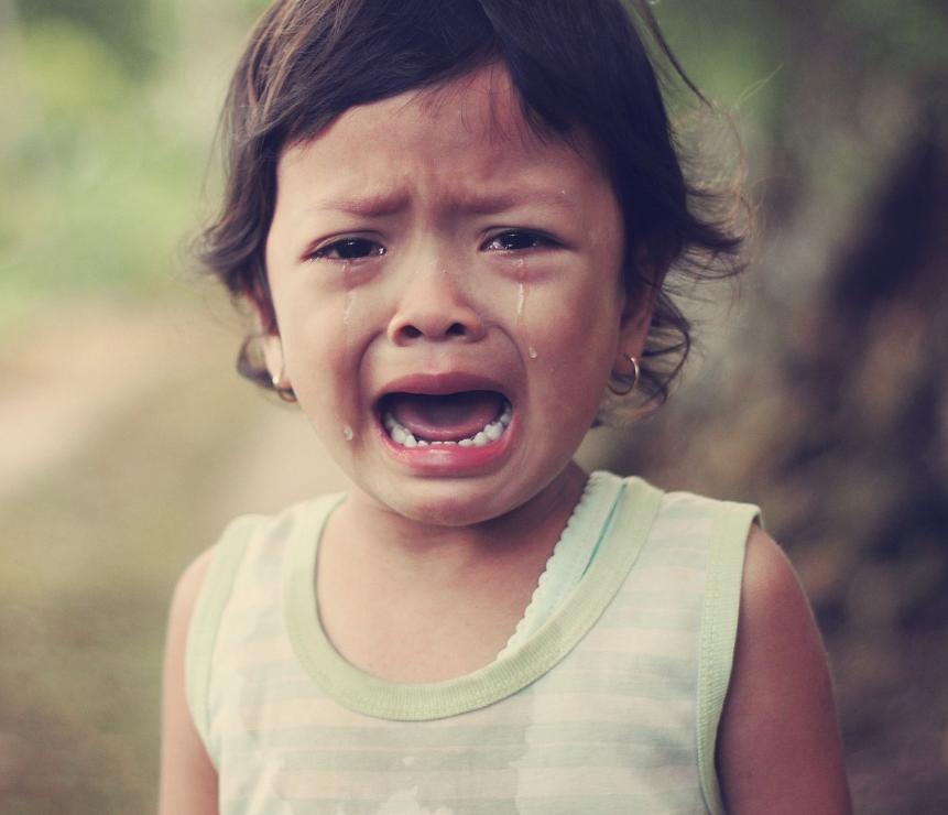孩子哭闹不听话怎么管教,孩子不听劝怎么办怎么引导