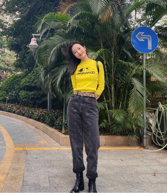 工装裤也叫“公主裤”，显瘦和追时髦它可是好手，穿一次就上瘾了