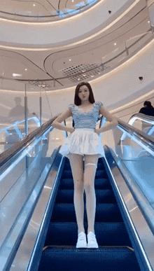 今天下午右眼老跳是什么原因,我这几天右眼老是跳怎么回事