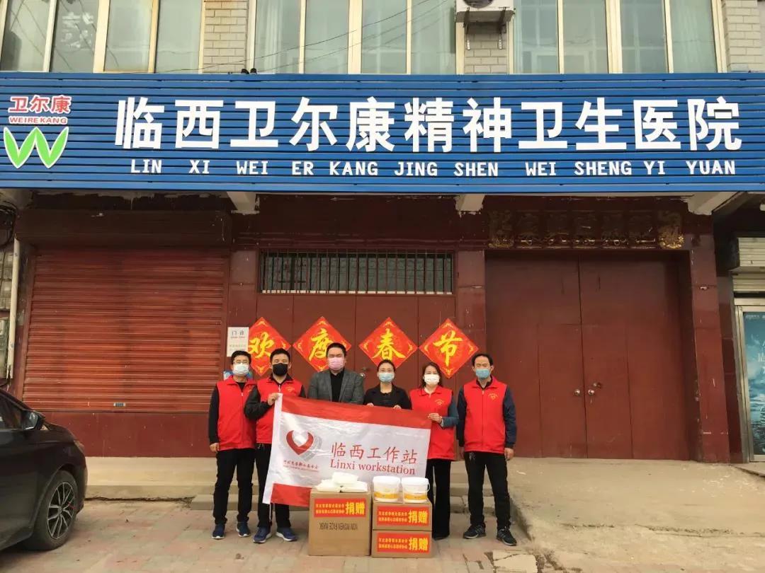 防控疫情爱心捐款新闻报道,致敬抗疫一线志愿者们