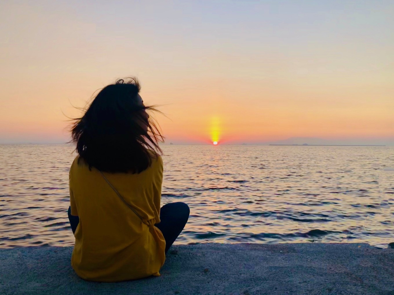 实弹射击or公墓拍大片？| 跟90后小伙儿在马尼拉“玩儿很野”