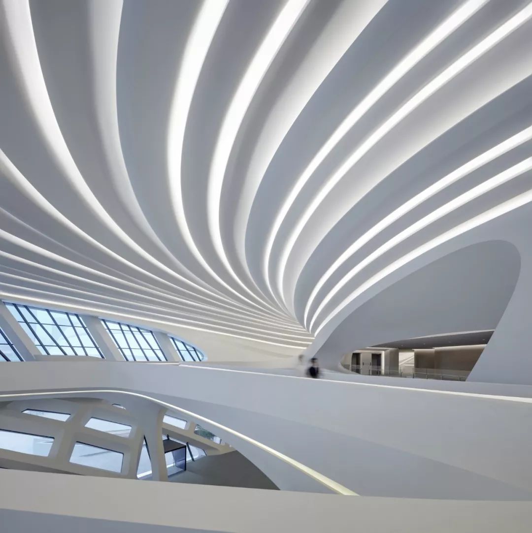 长沙梅溪湖国际艺术中心建筑,长沙梅溪湖国际艺术中心效果图