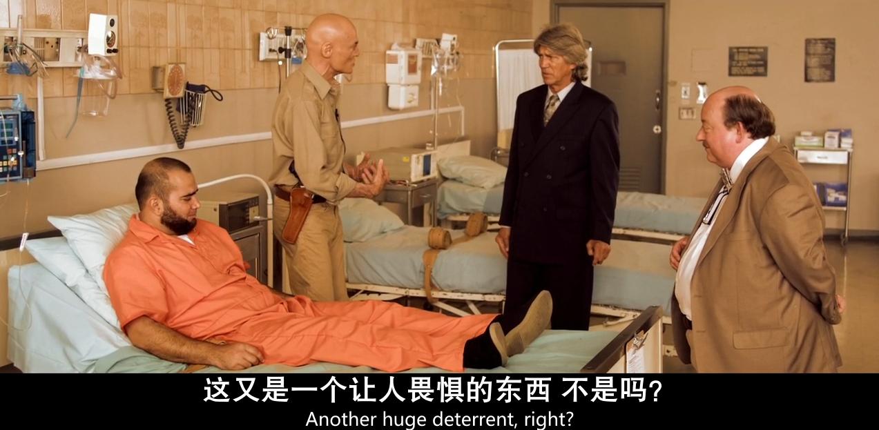 《人体蜈蚣系列》：从全彩到黑白默片重口味背后的荒诞剧情