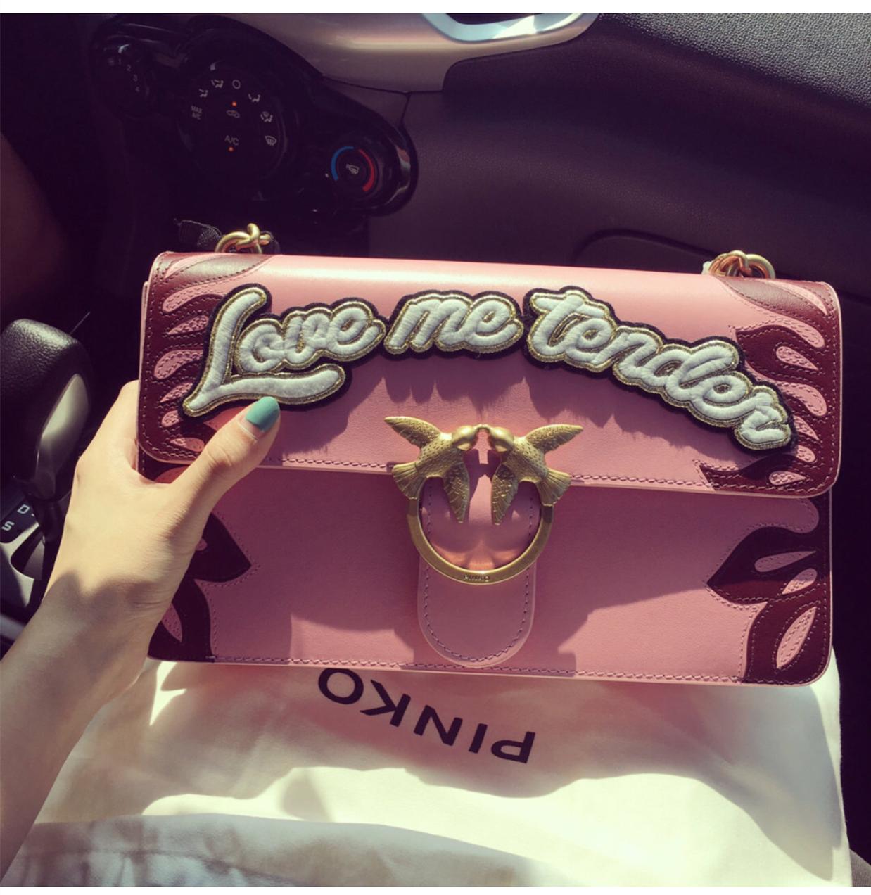 讨好女朋友的100种方法,讨好女朋友的一百种方法