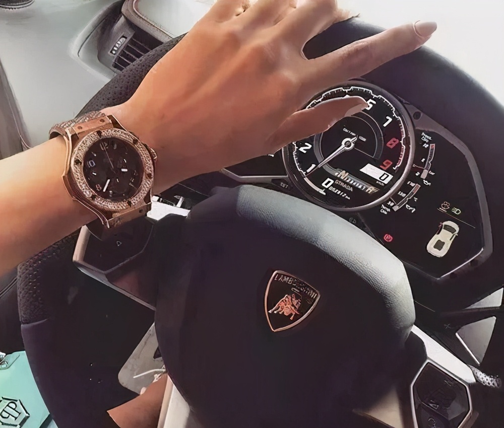 为什么星巴克在中国卖这么贵,为什么星巴克在中国卖的贵