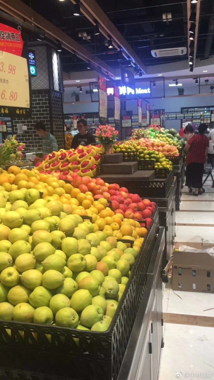 水果精品柜超市陈列图片,精品超市啤酒陈列