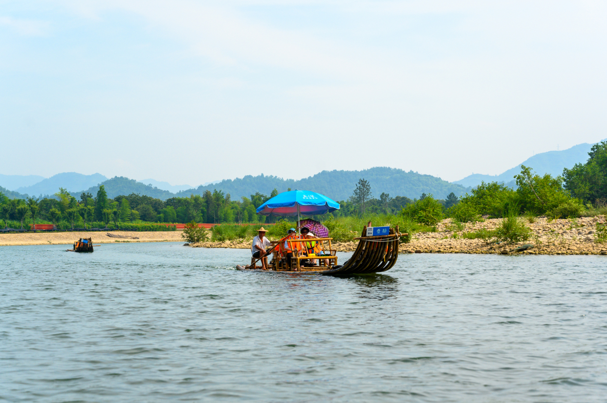 楠溪江漂流美景,楠溪江风景竹筏11月