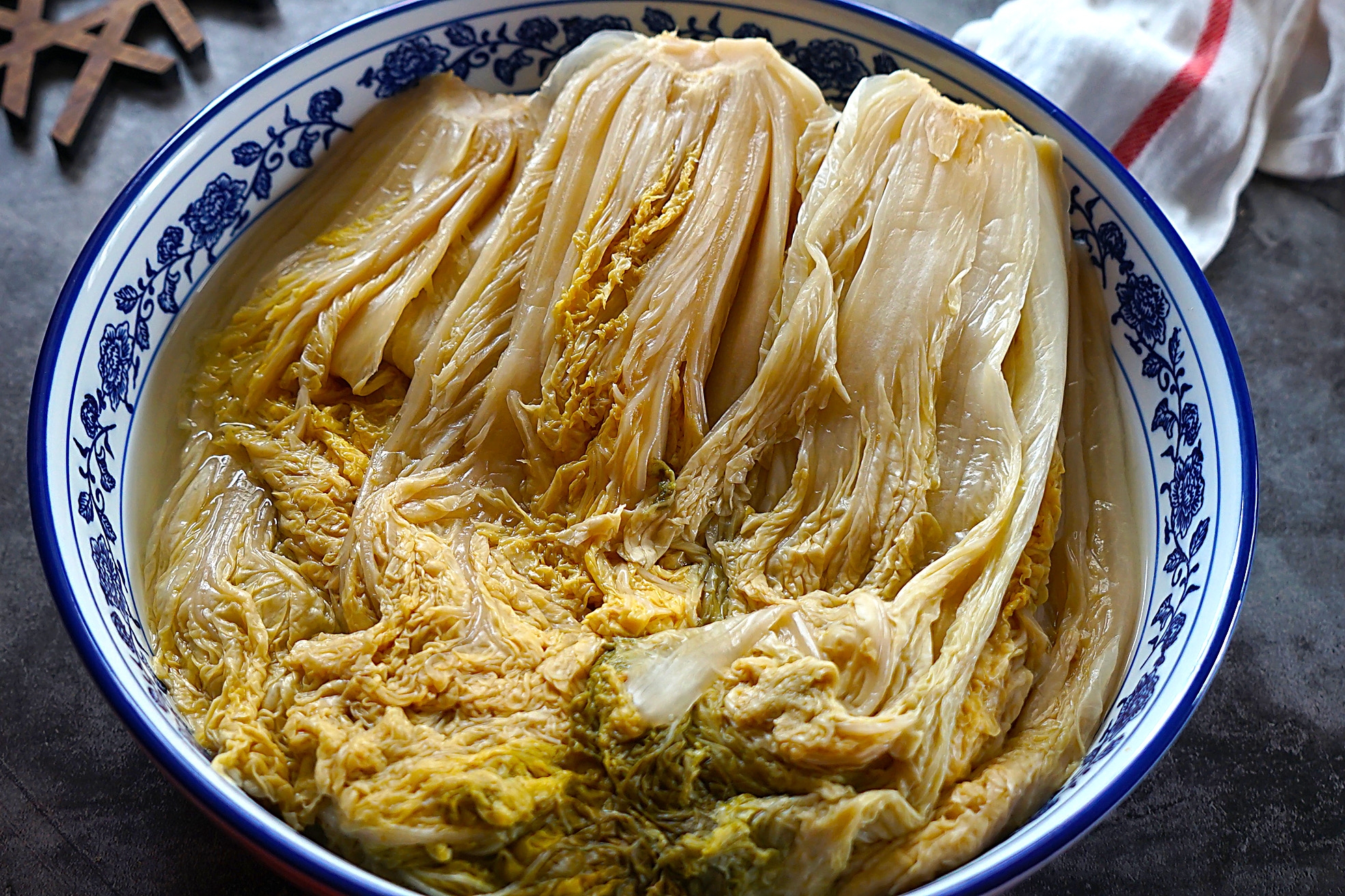 教你腌酸菜的正确做法,教你如何腌酸菜脆嫩酸爽特别下饭