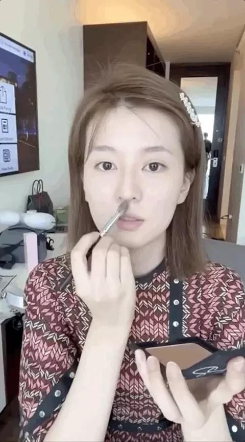 乔欣整容式眼妆眼睛瞬间变有神,乔欣整容式眼妆什么梗