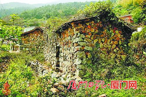 离退休老干部热议两会,离退休干部热议两会