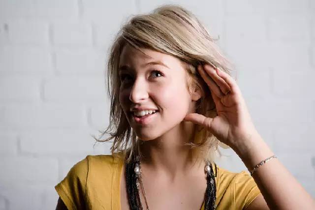 老外喊你sugarbaby?甩他一巴掌就对了