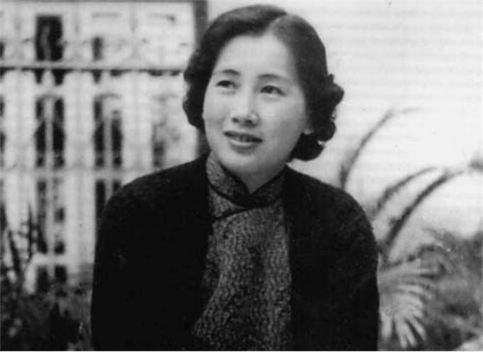 叶挺给童养媳300大洋,要求解除婚约,她却拿钱买下一间庵堂