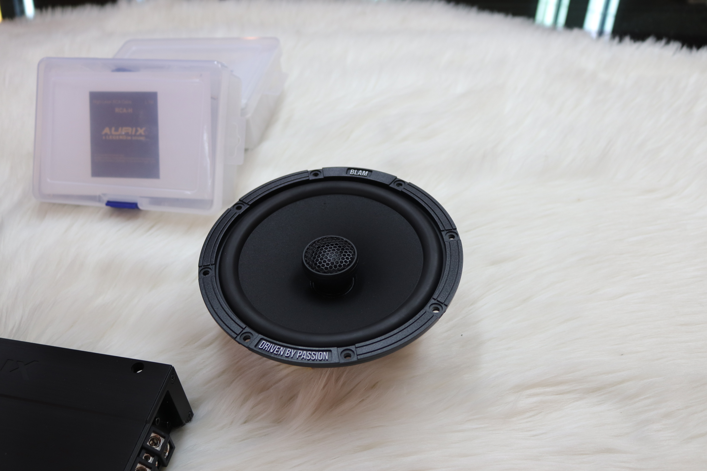 奔驰glk300改装音响,奔驰glk300音响改装方案