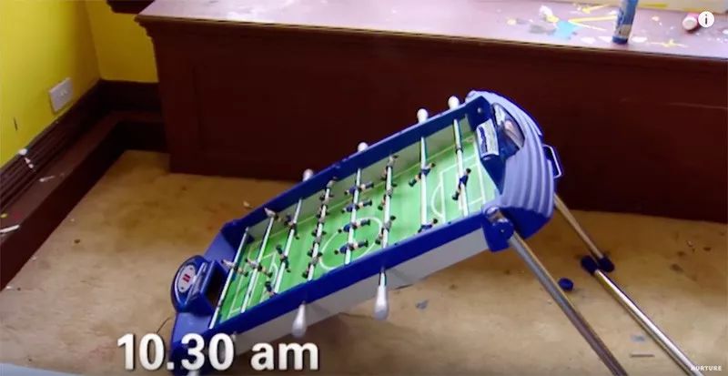 没有大人管的小孩子,没有大人管的孩子