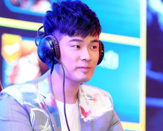 最痴迷于打游戏的明星,喜欢玩游戏的五位明星