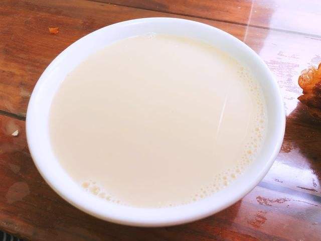 打豆浆用圆的豆子还是扁的豆,豆浆煮后做豆浆怎么还有豆腥味