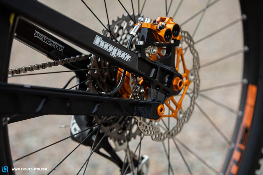 整车90%自产全车充满“希望”HopeHB.130