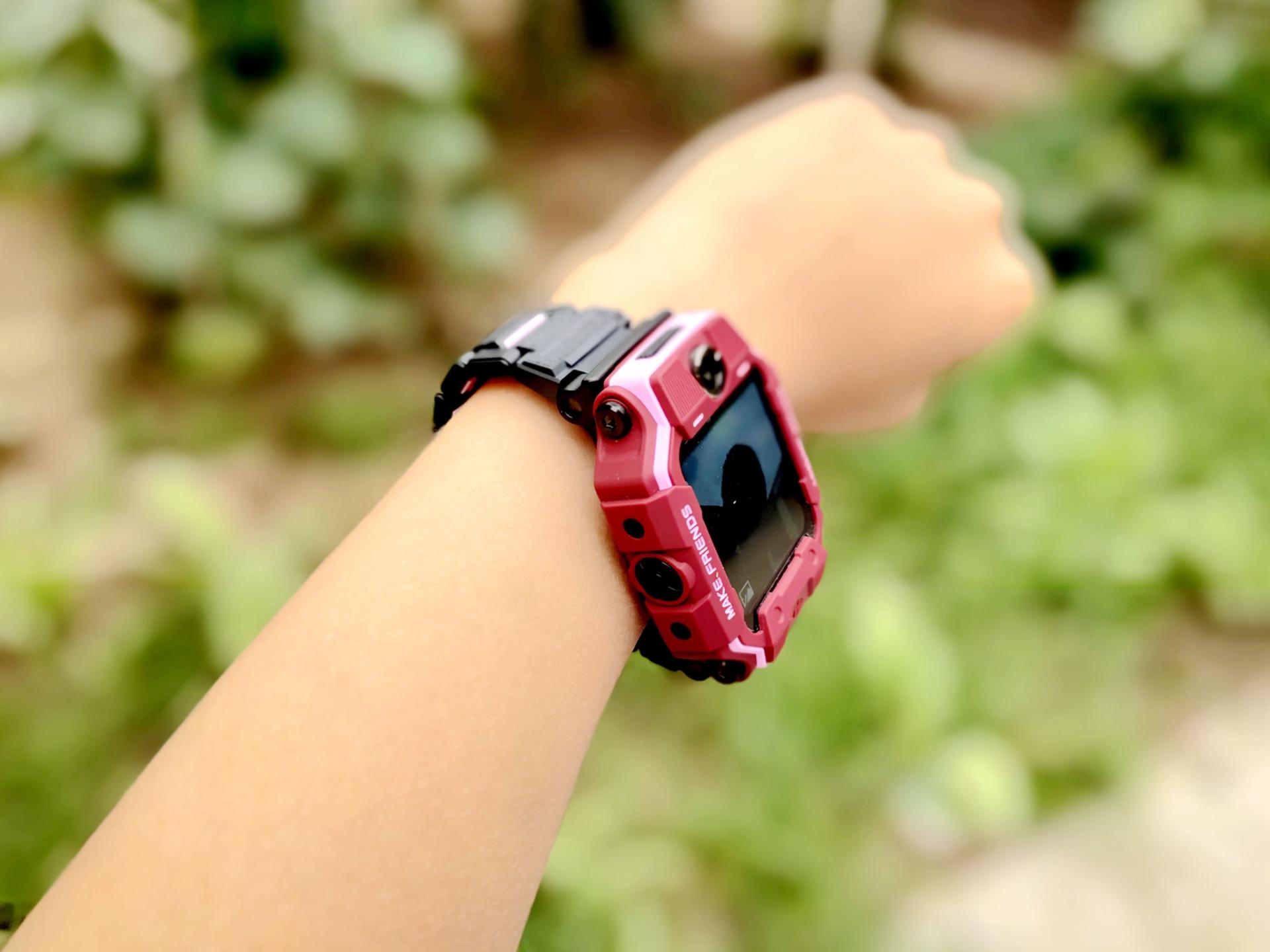 小天才电话手表z6巅峰版长什么样,小天才电话手表z6巅峰版成长瞬间