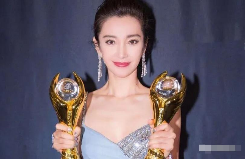 王京花带着一大批艺人离开华谊,王京花离开华谊后谁当华谊经纪人