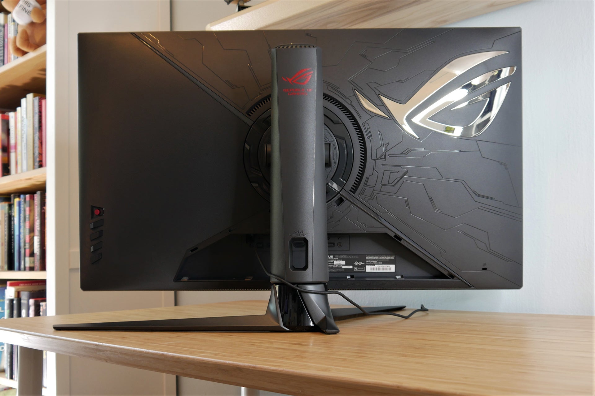 华硕rog绝神32寸显示器评测,华硕rogxg32vqr显示器