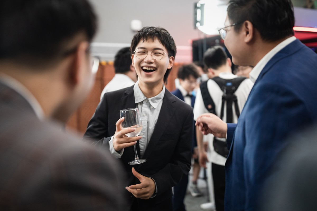 鐏靛効绗竴娆＄帺kpl,kpl鐏靛効鍜宖ly