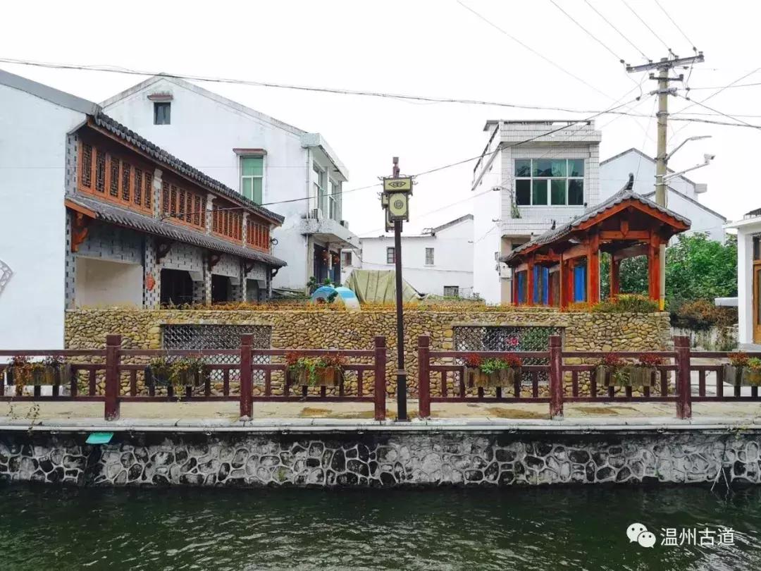 平阳鸣山古村落图片,千年古村平阳县鸣山村古城夜景