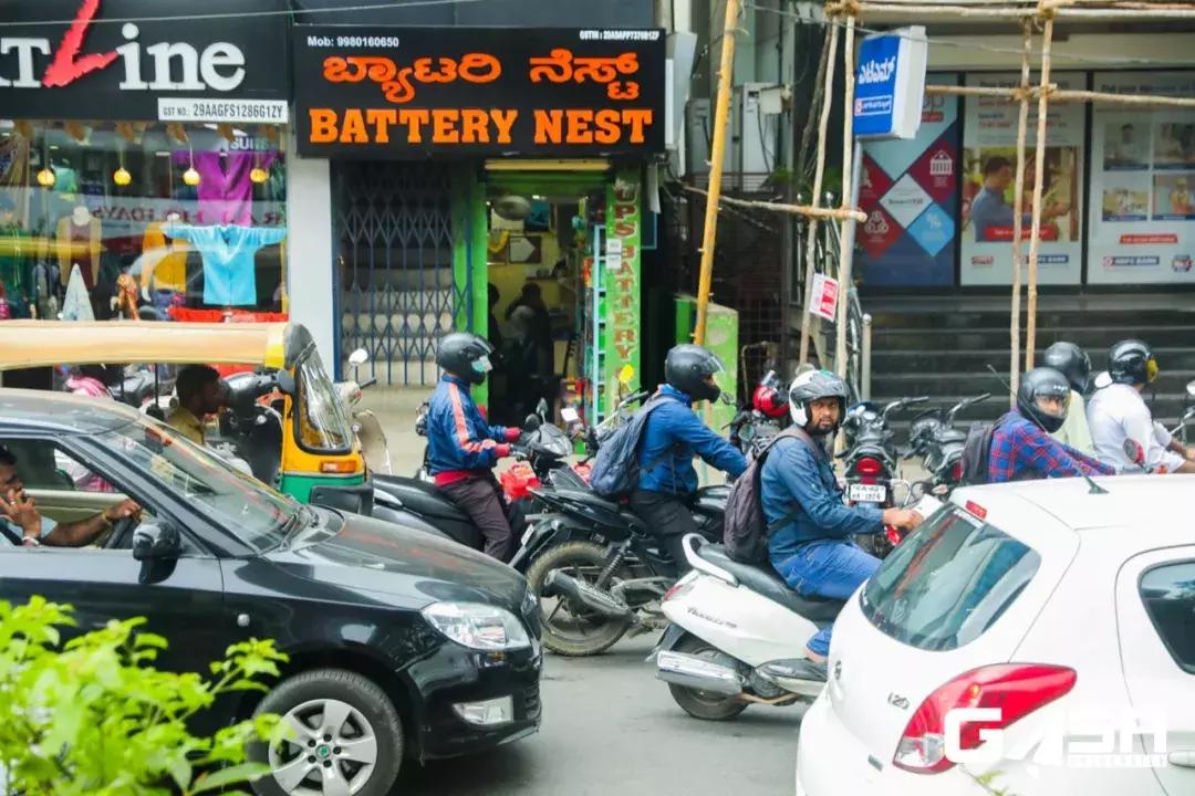 今天的印度照片,现在印度和100年前印度对比