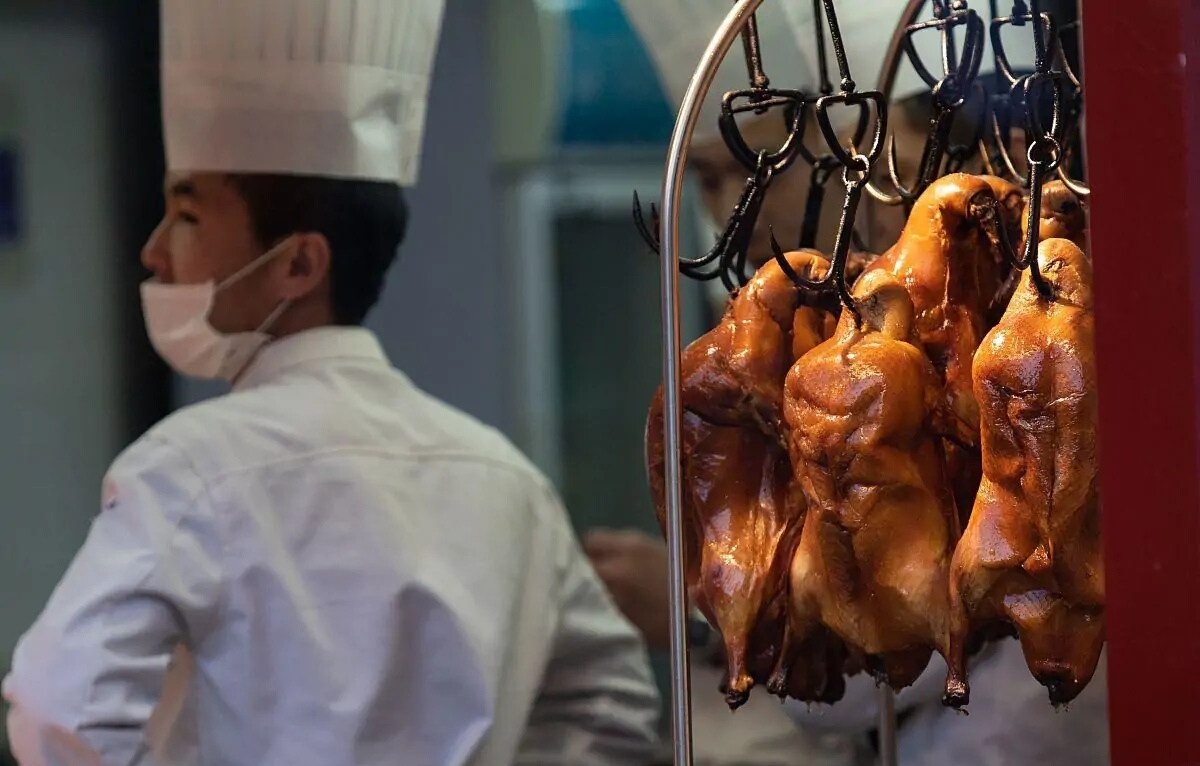 正宗北京烤鸭烤法,北京烤鸭怎么烤及配方