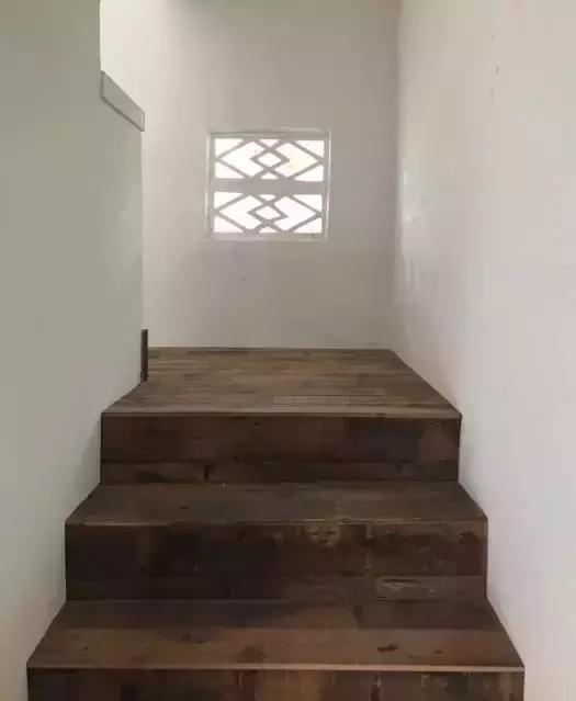 90后小伙花100万造房子,90后小伙花几千元装修500个平方