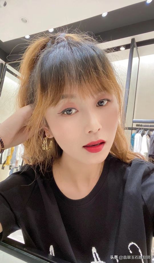 结婚三金买多少克黄金合适,结婚三金是黄金好还是白金好