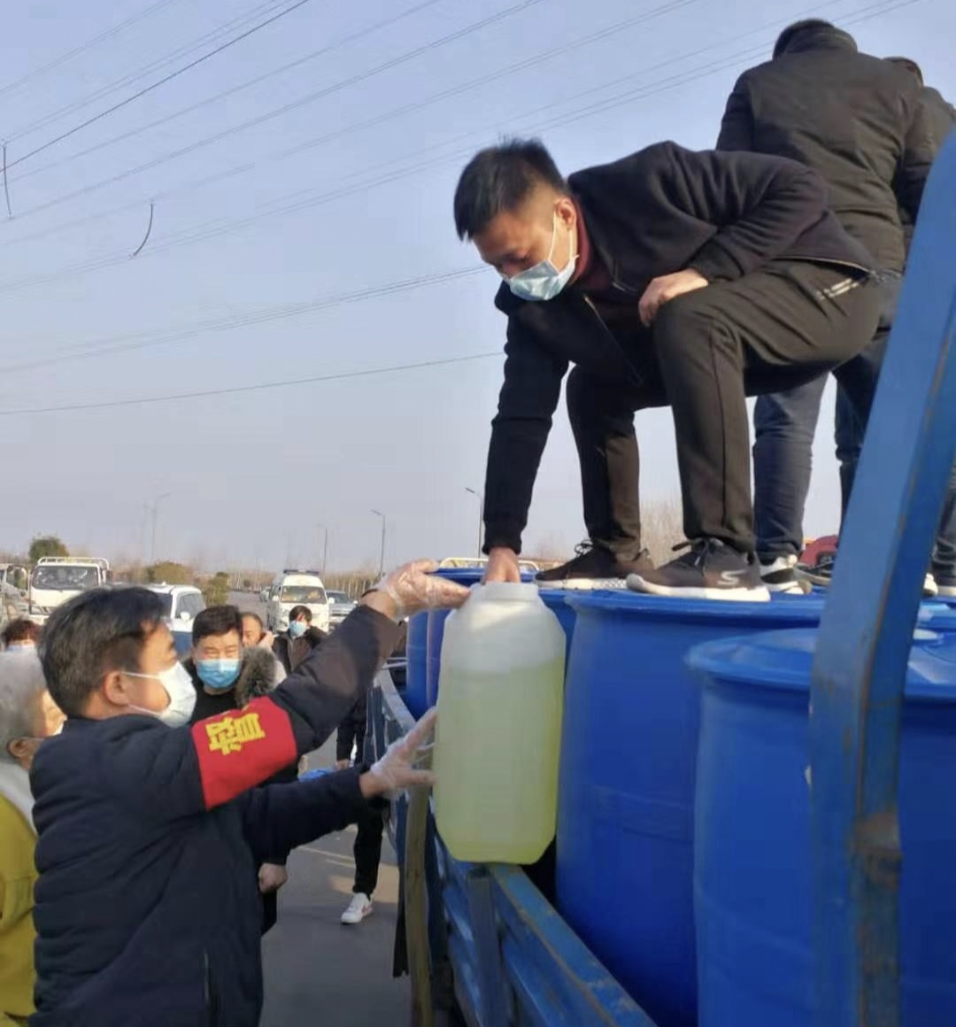 众志成城抗疫情踊跃捐赠献爱心,众志成城抗疫情爱心企业捐物资