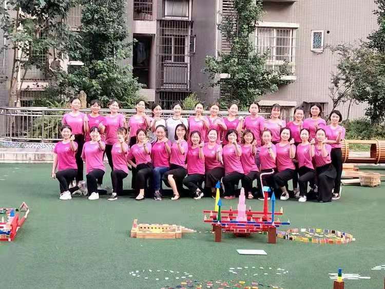 加盟幼儿教育机构项目推荐,幼儿园加盟跨世纪