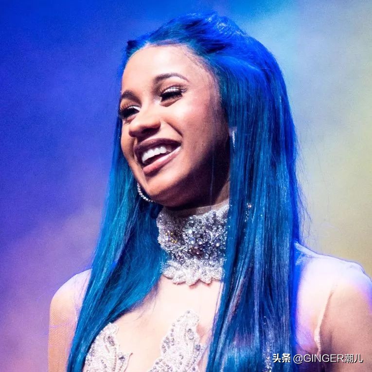 刚公布的潘通年度色怎么玩?