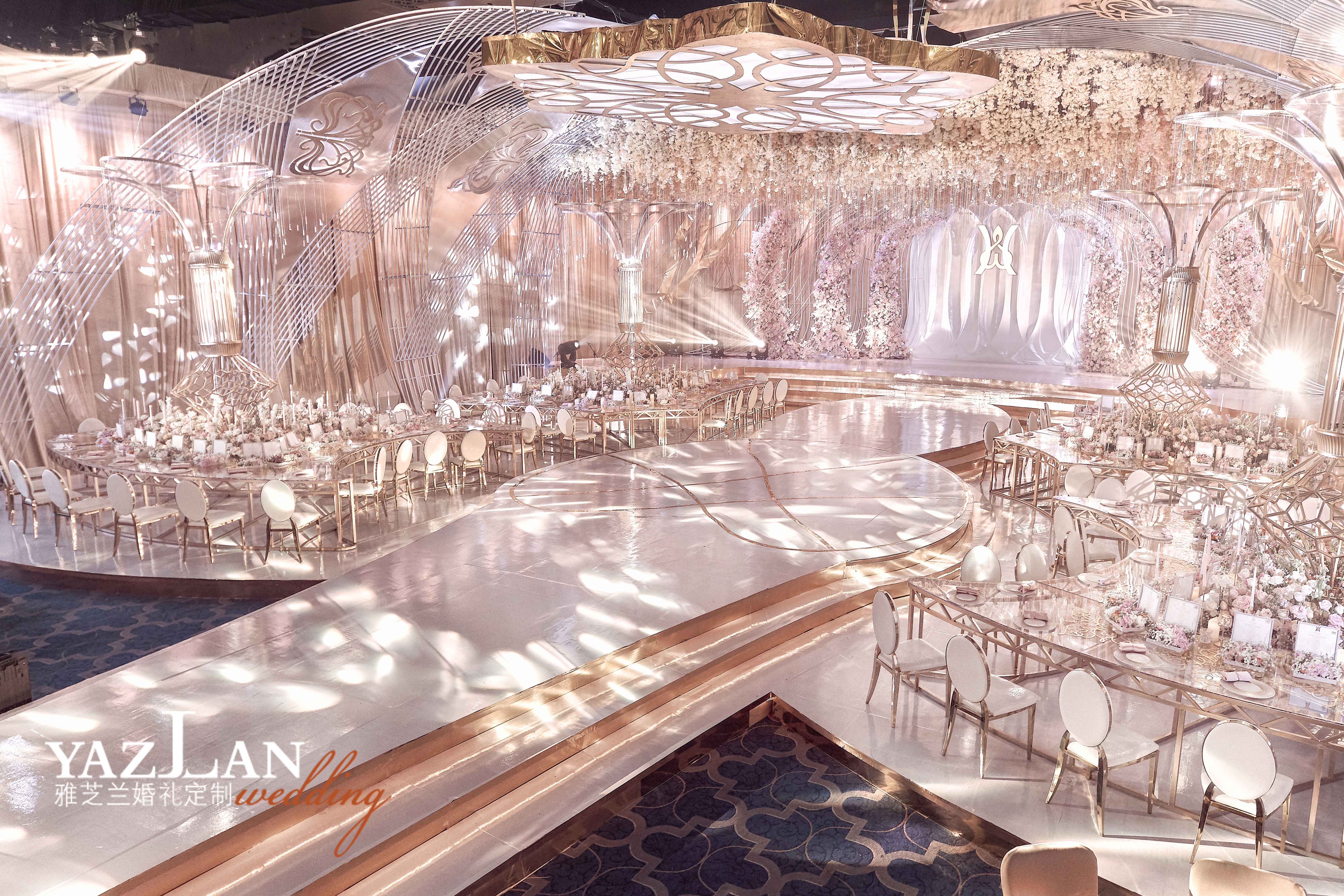 百万级婚礼现场中式,顶级西式婚礼教堂