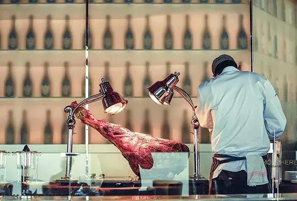 迪拜最贵自助餐,迪拜买最贵东西