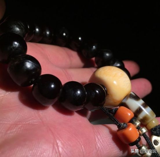 滴血莲花菩提子盘玩10年效果图,最简单菩提盘玩方法