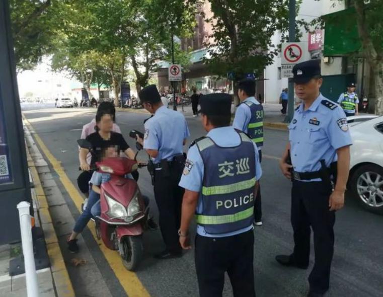 骑电动车被吊销驾照合理吗,骑电动车被吊销驾照怎么办