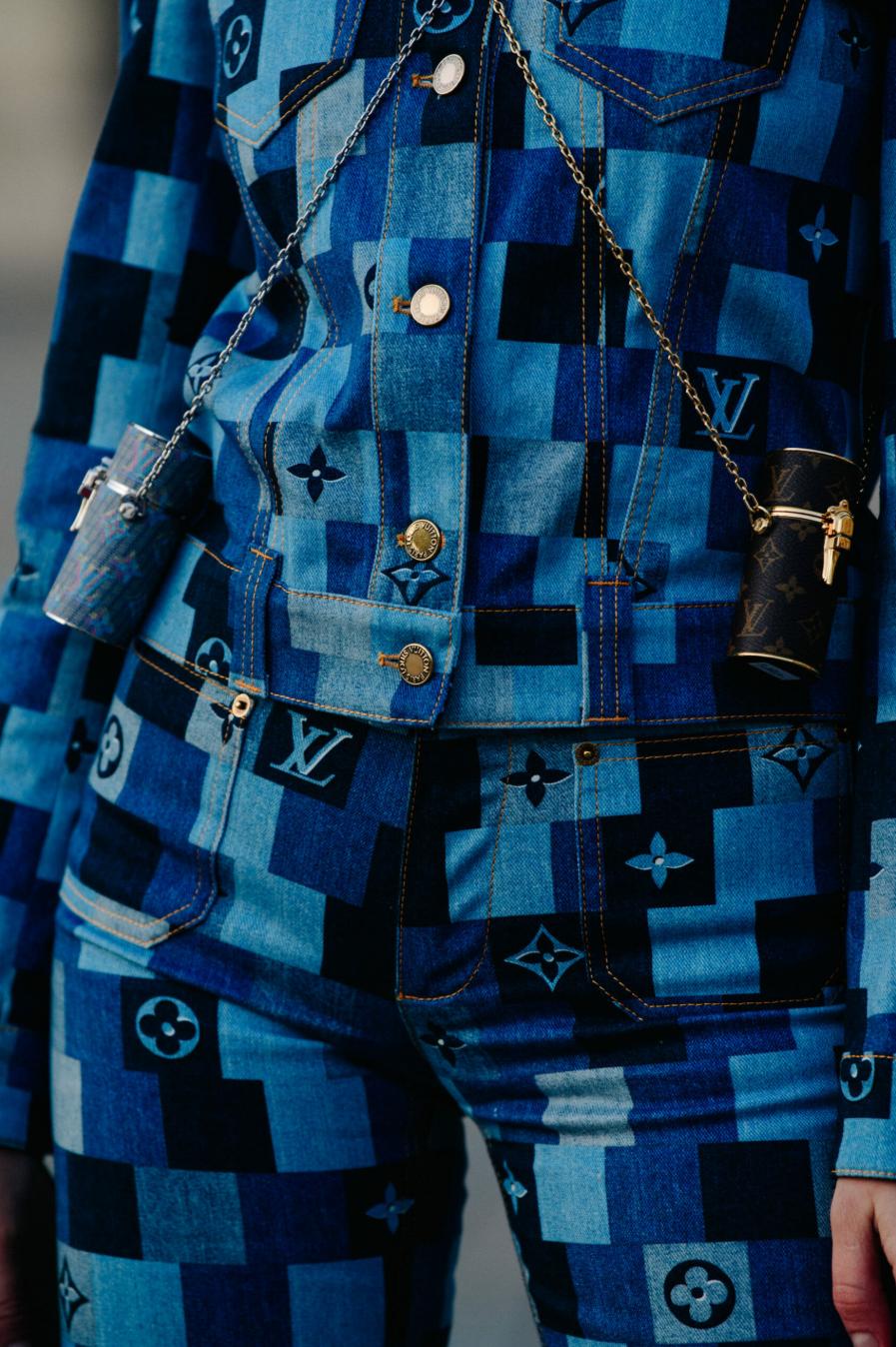 海底捞涨价大众点评,海底捞涨价道歉时评