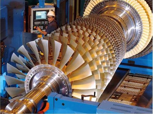 坦克300发动机和crv发动机哪个好,世界上动力最强的坦克发动机