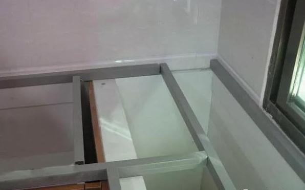 厨房石英石台面为什么选小颗粒,石英石台面怎么选颗粒大小