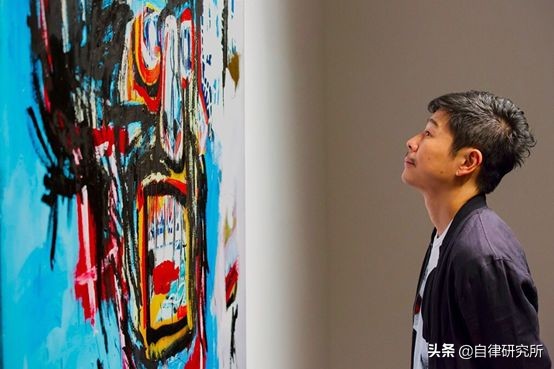 送10亿，征女友包下火箭登月高中毕业的他为何成为日本最潮富一代