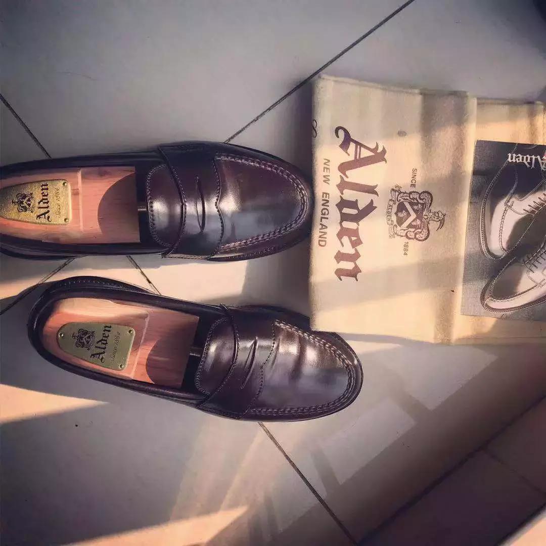 买一双合适的鞋真难,七千多元一双的鞋