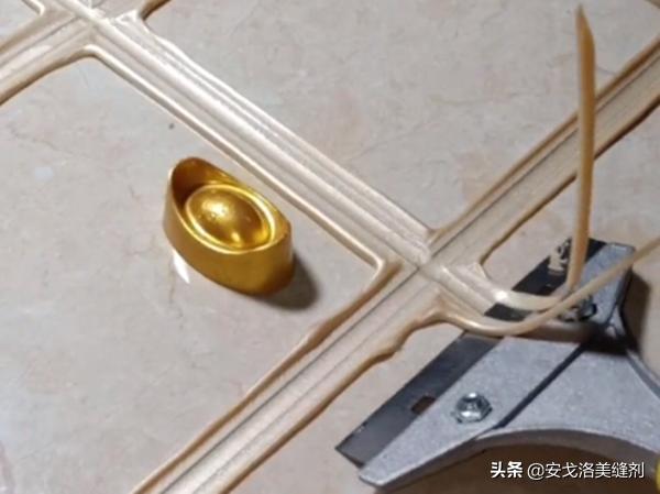 没用完的美缝剂做粘胶,如果美缝过程中美缝剂不硬怎么办