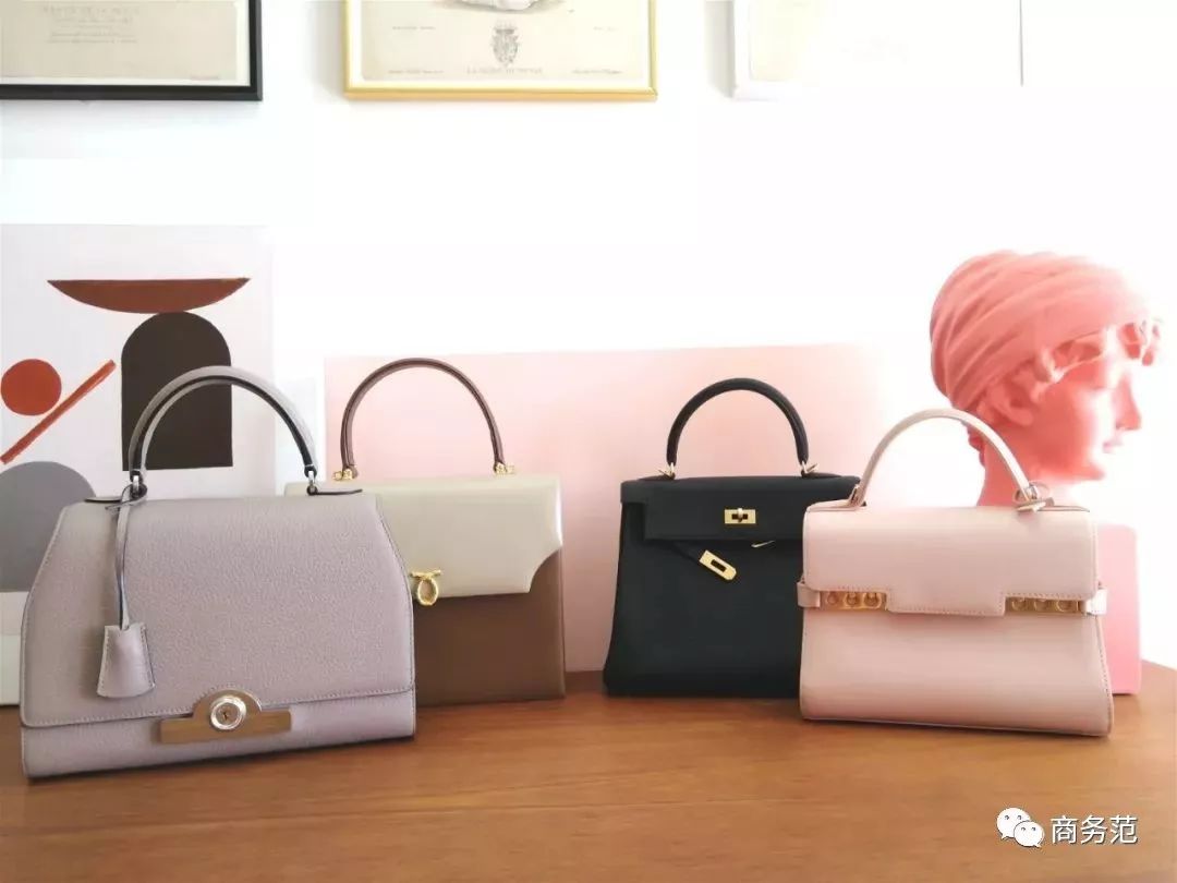 鼠年的女人买什么色的包包好,大牌鼠年限量款包包