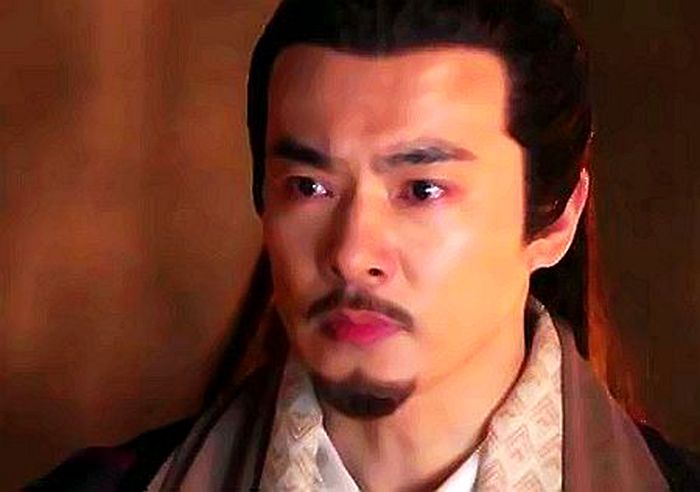 杨过、“杨”顶天、杨逍是祖孙三代？书中四个细节给出了答案