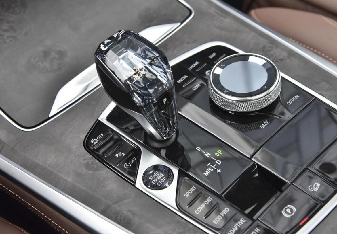 宝马x5为什么这么值得购买,宝马x52.0t和保时捷macan怎么选